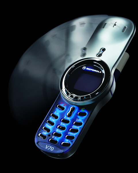 Motorola V70