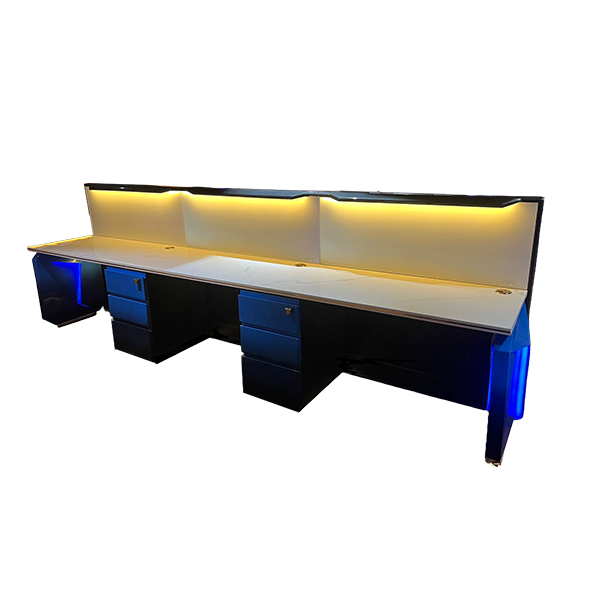 Xerxes Straight Workstation