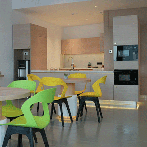 Cambyses Pantry OFFI-WP-583823-2