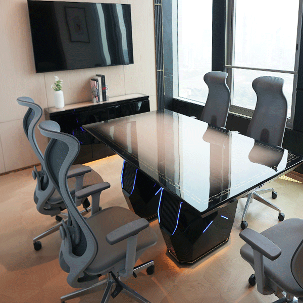 Farvardin Collection