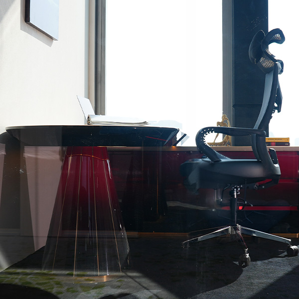 Farvardin Conference Table OFFI-WP-583654-2