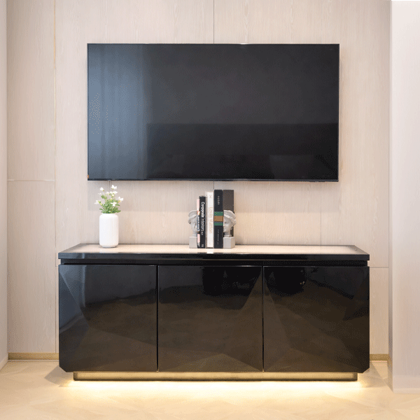 Farvardin Credenza