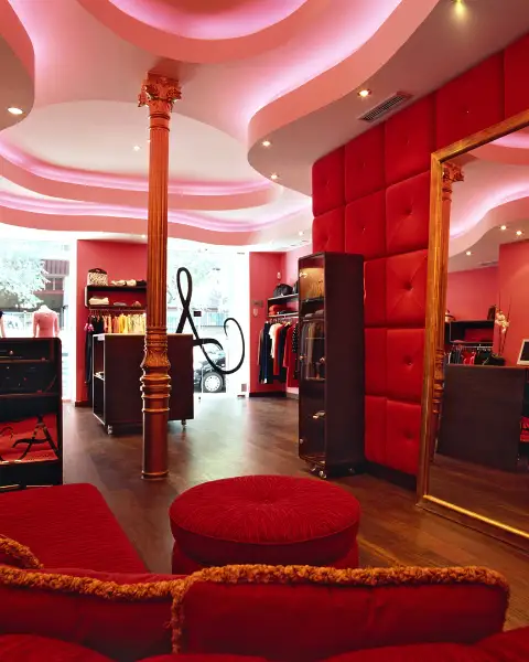 Penélope Cruz’s Amarcord-Retail Interiors