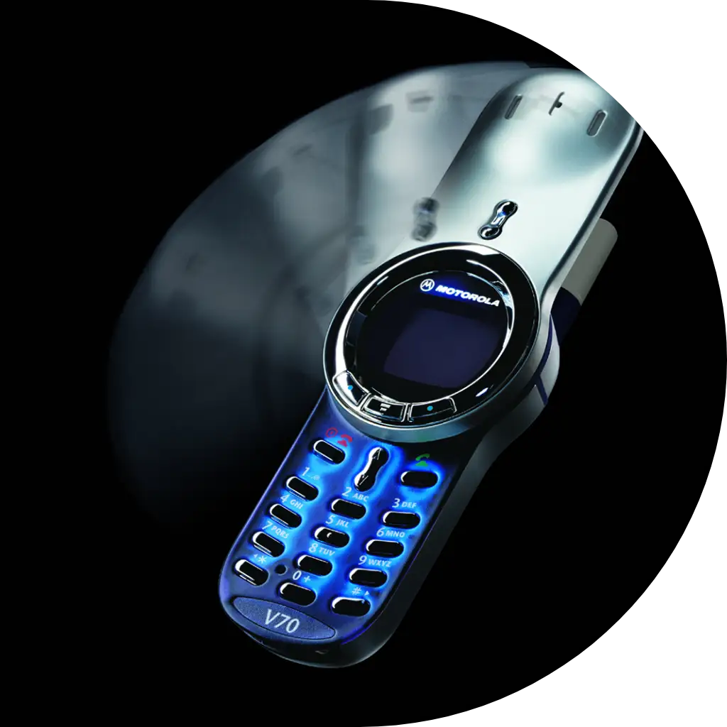 Motorola V70
